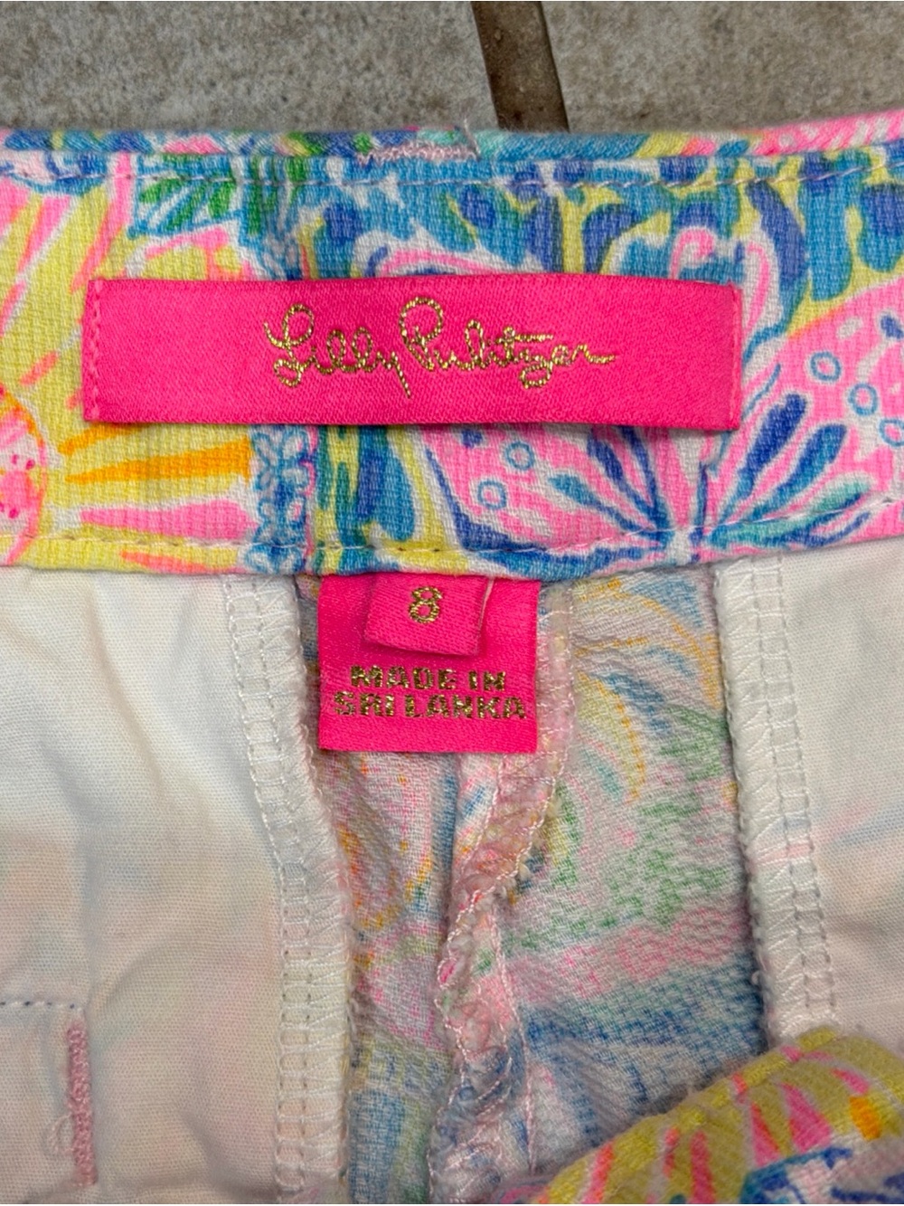 Lilly Pulitzer Callahan Stretch Shorts Patch My Drift SZ 8 Vibrant Pastels - Picture 6 of 10